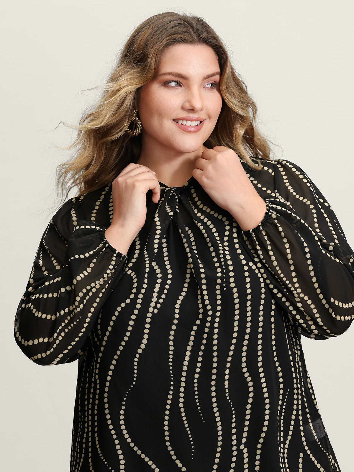 Knotted Neckline Chiffon Print Blouse