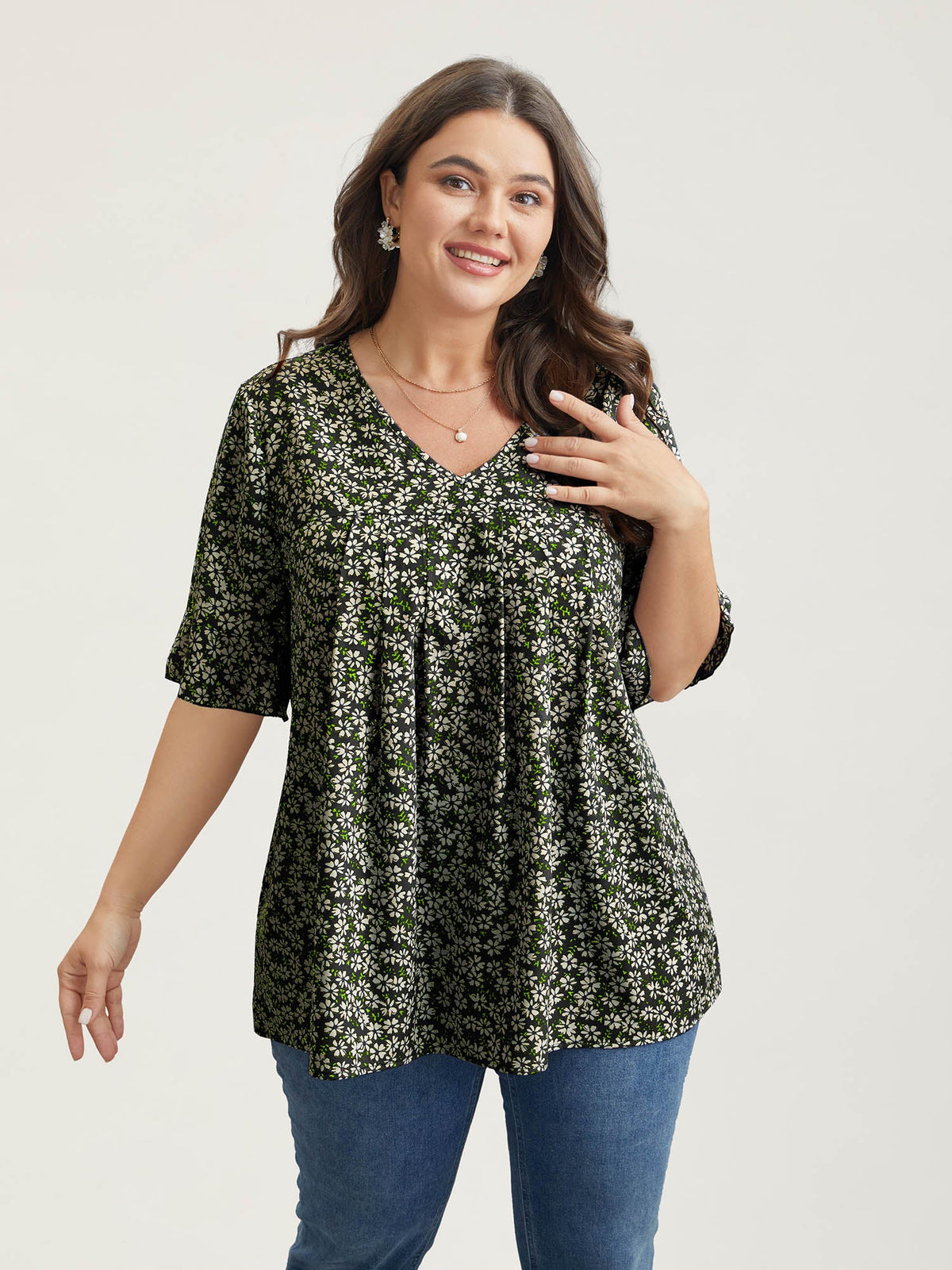 Ditsy Floral Pleated Flared Sleeve Blouse