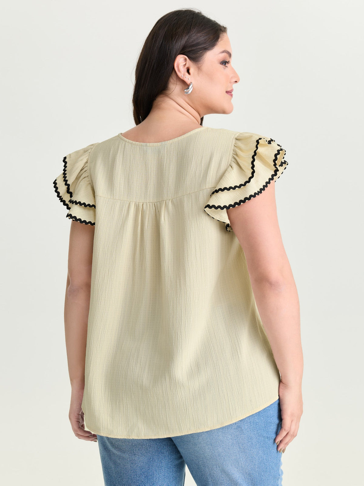 Textured Color Contrast Layered Sleeve Blouse