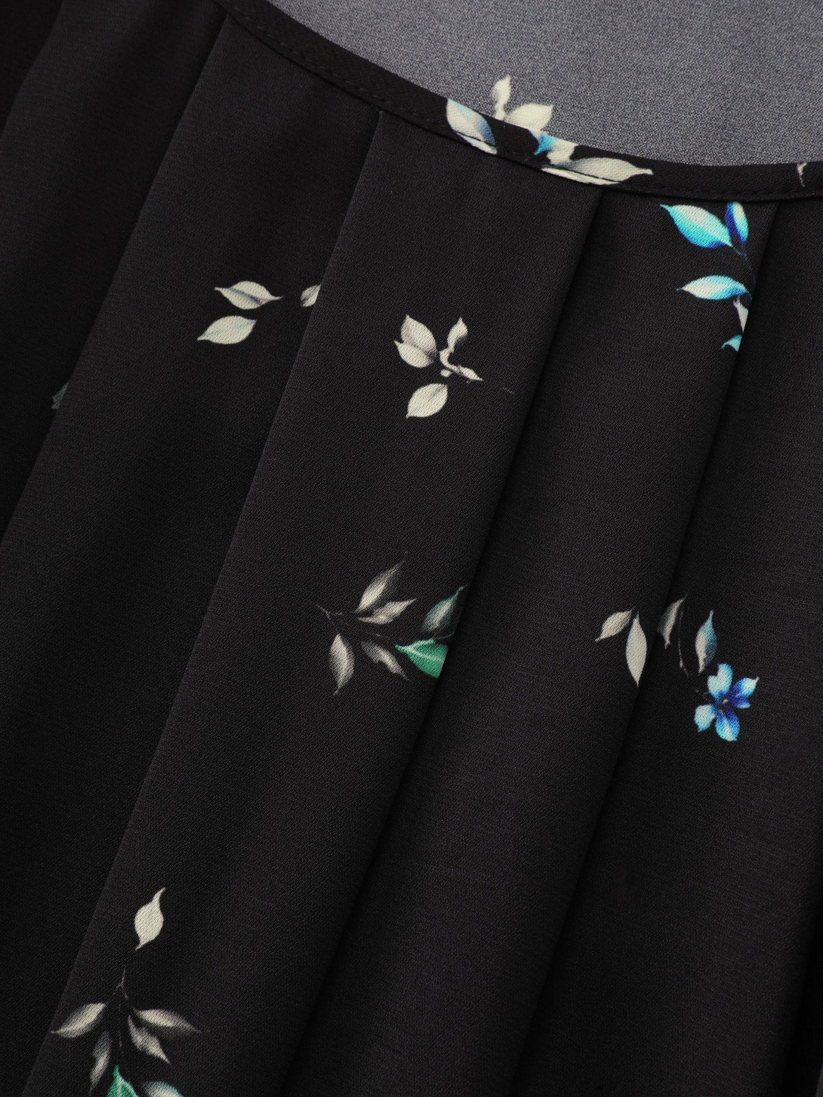 Floral Print Front Pleated Blouse