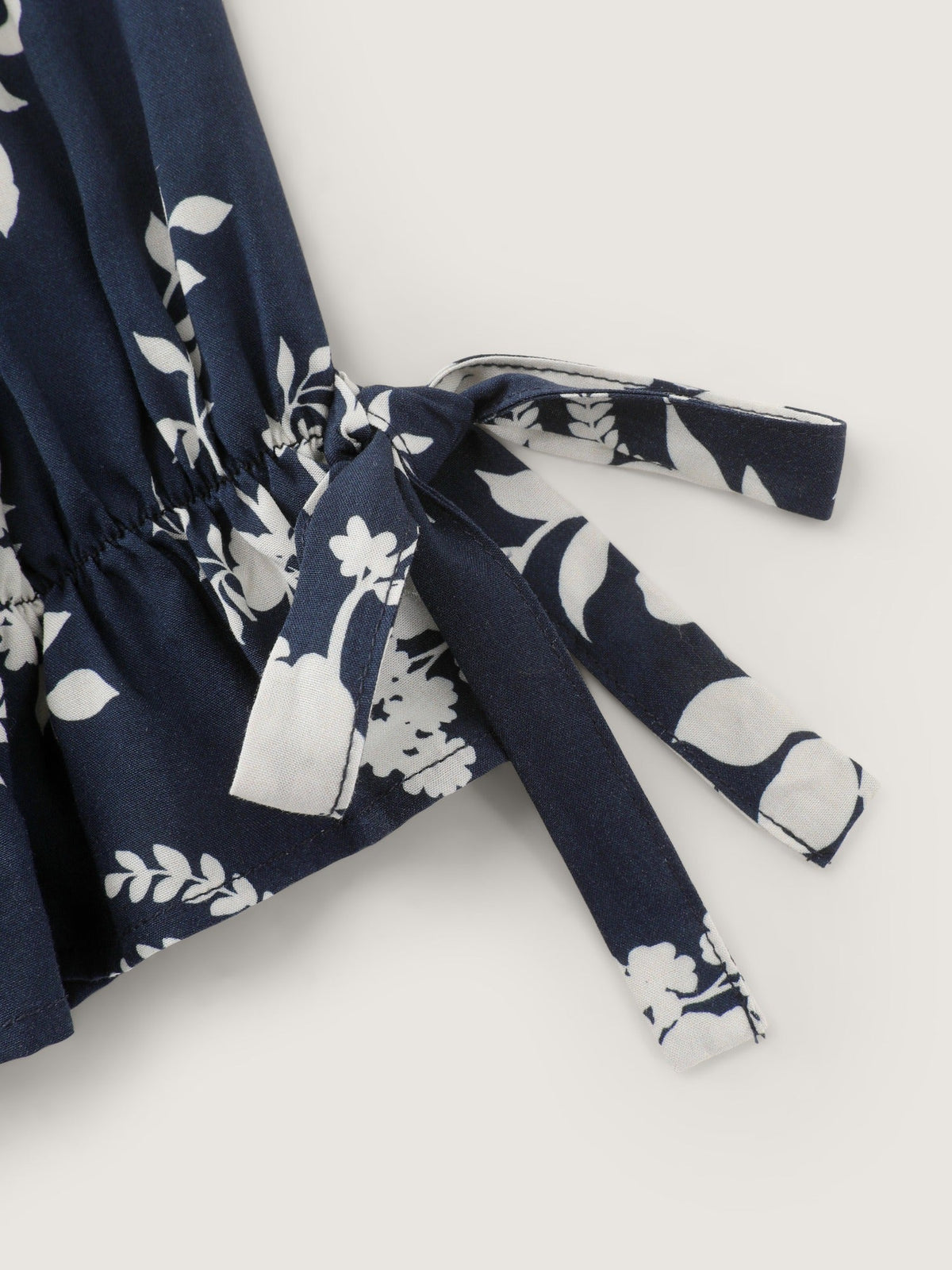 Floral Print Tie Cuff Detail Blouse