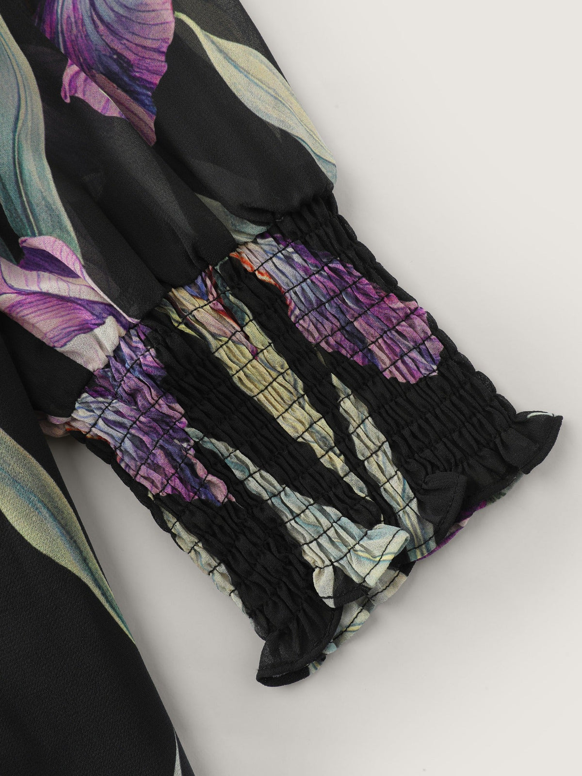 Floral Print Shirred Cuff Blouse