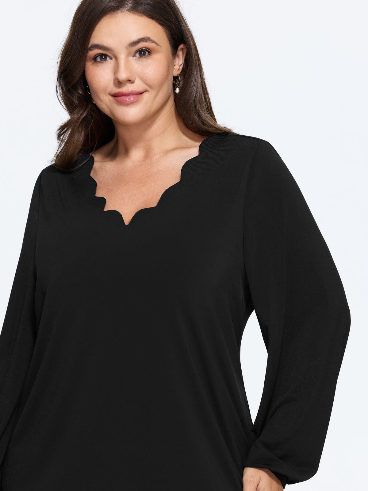 Stretch Scalloped V Neck Long Sleeve Blouse