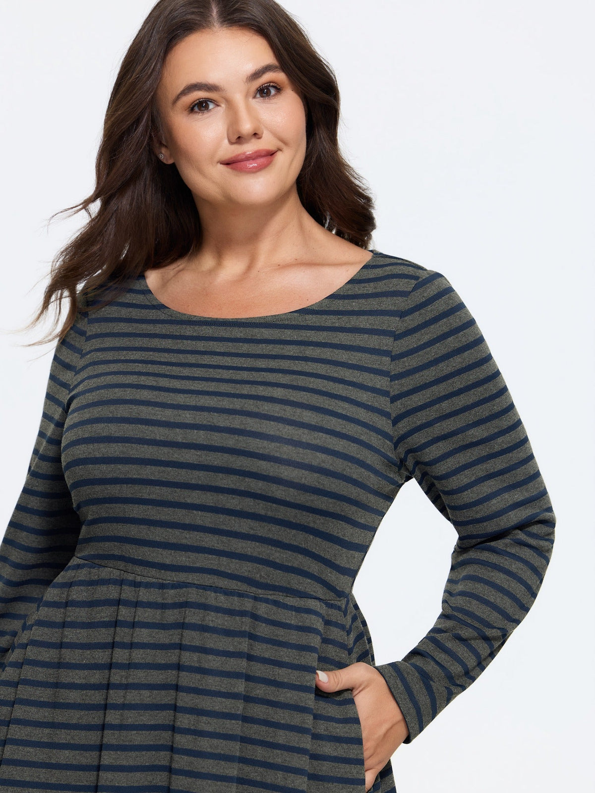 Stretchy Round Neck Striped Midi Dress