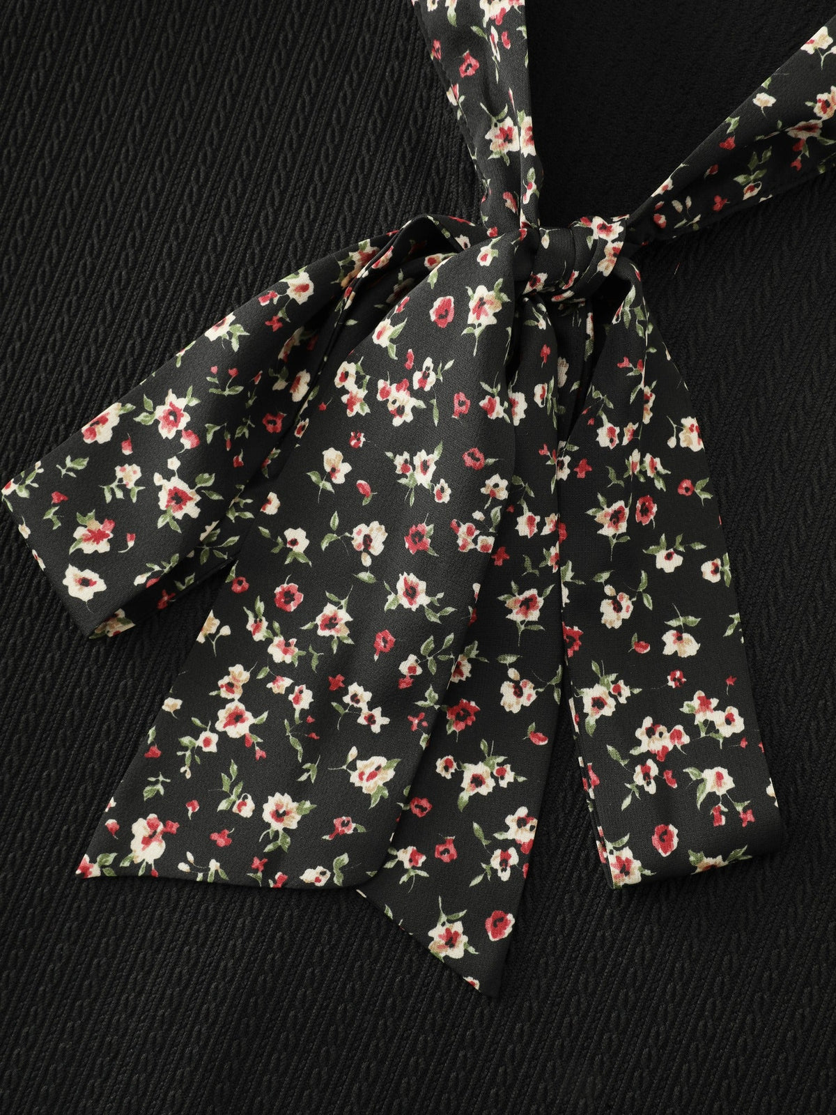 Floral Print Bow Tie Neck Patchwork Blouse