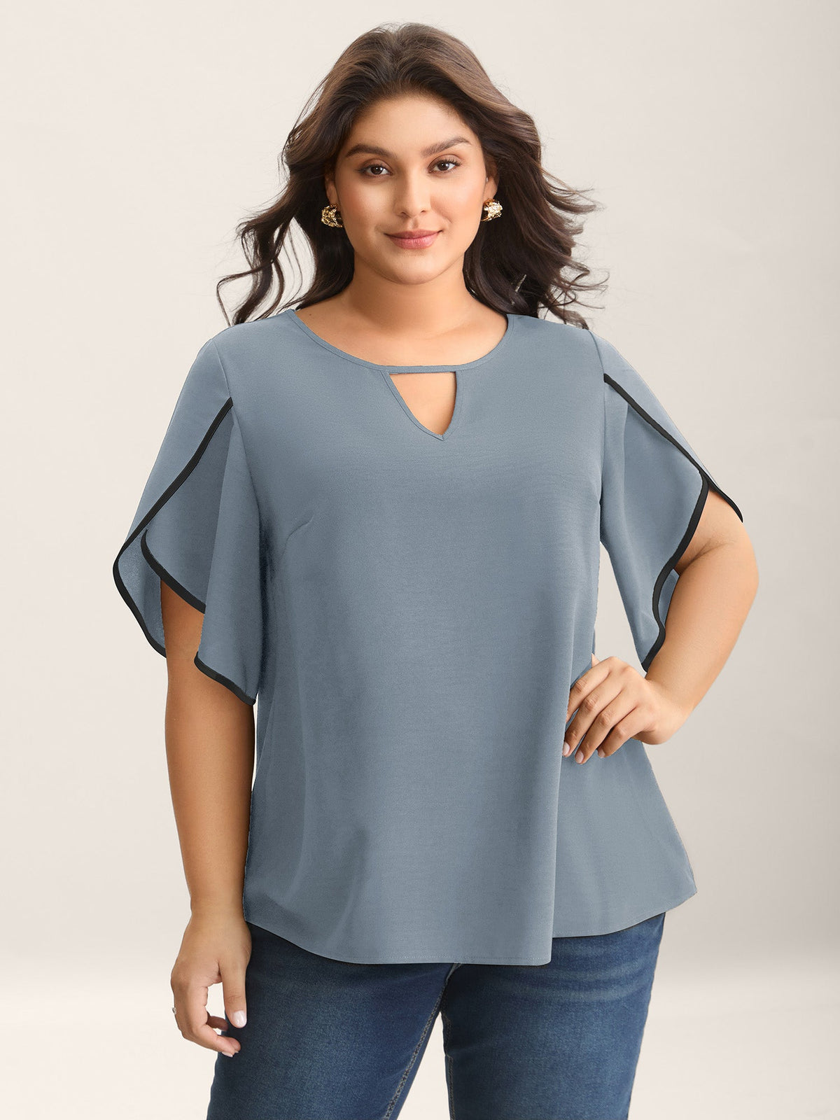 Color Contrast Petal Sleeve Shirt