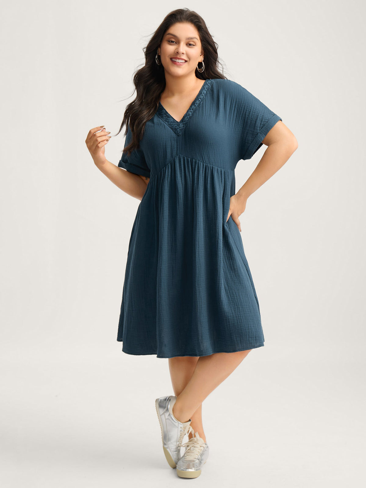Pure Cotton Lace V-Neck Solid Mini Dress