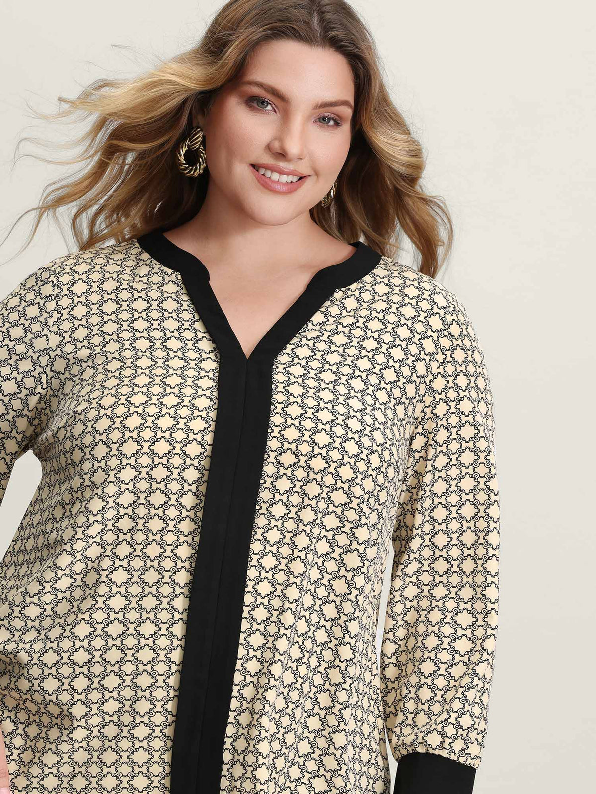 Geometric Print Color Contrast Blouse