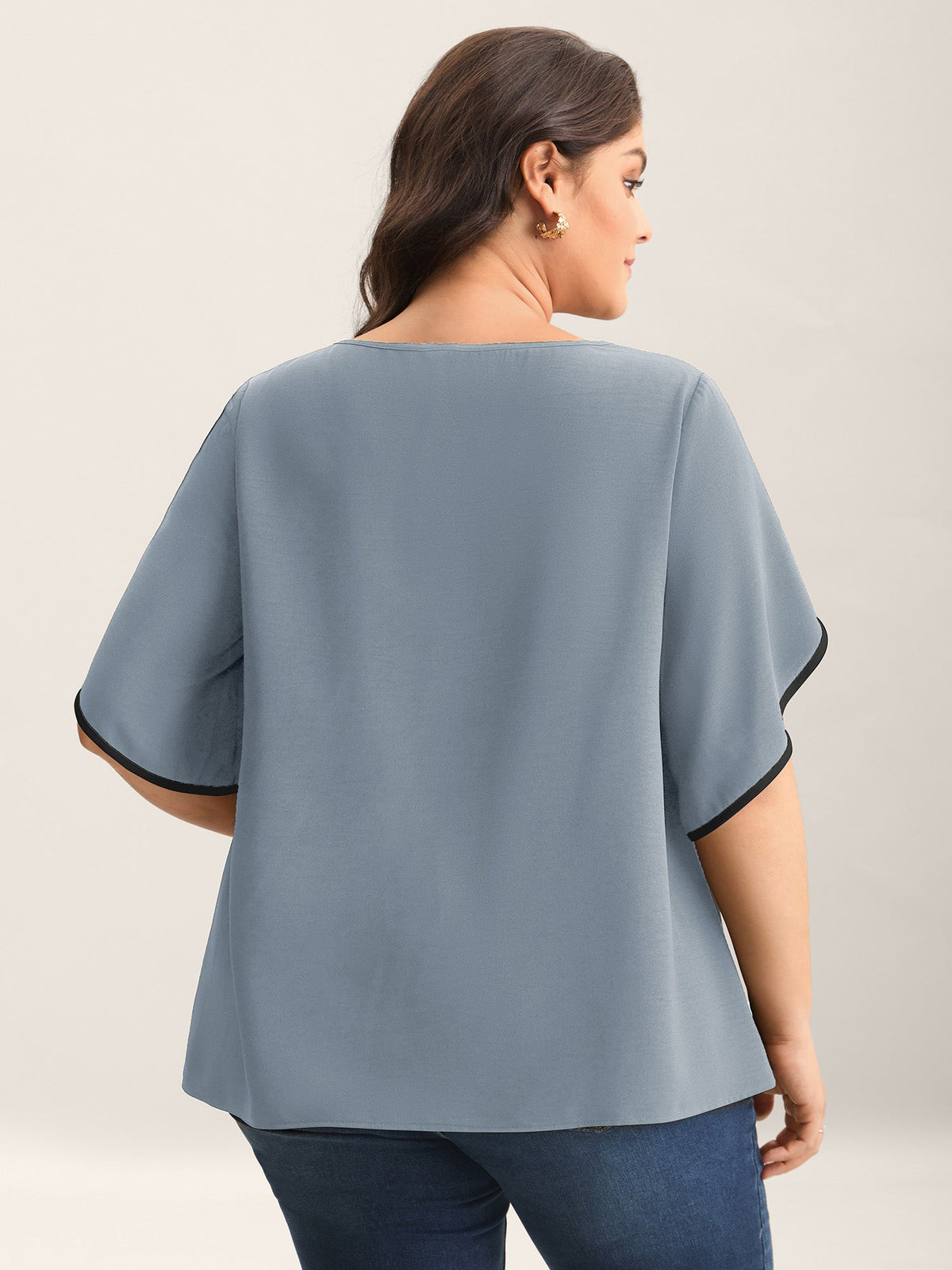 Color Contrast Petal Sleeve Shirt